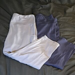 Women's Amazon Capri Blue and Gray Legging Set